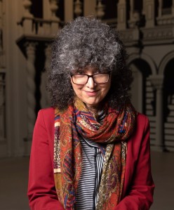 caroline_lawrence_closeup_(c)ed_miller_2019